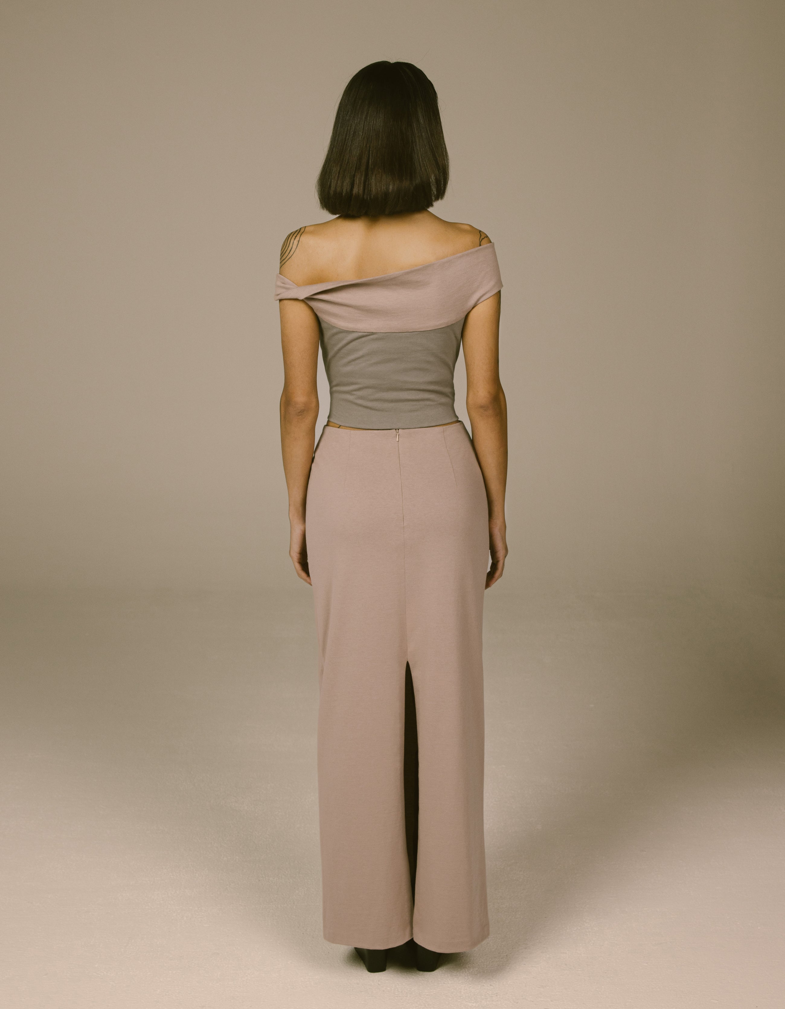 TWO TONE OFF SHOULDER TOP