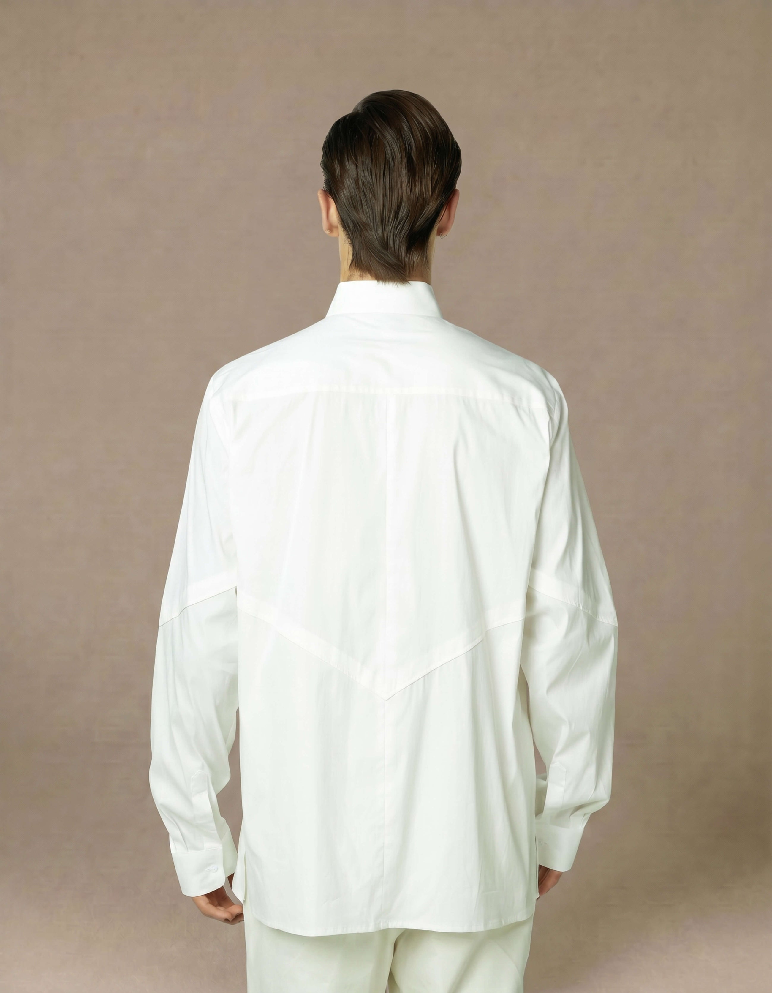 V STITCH SHIRT