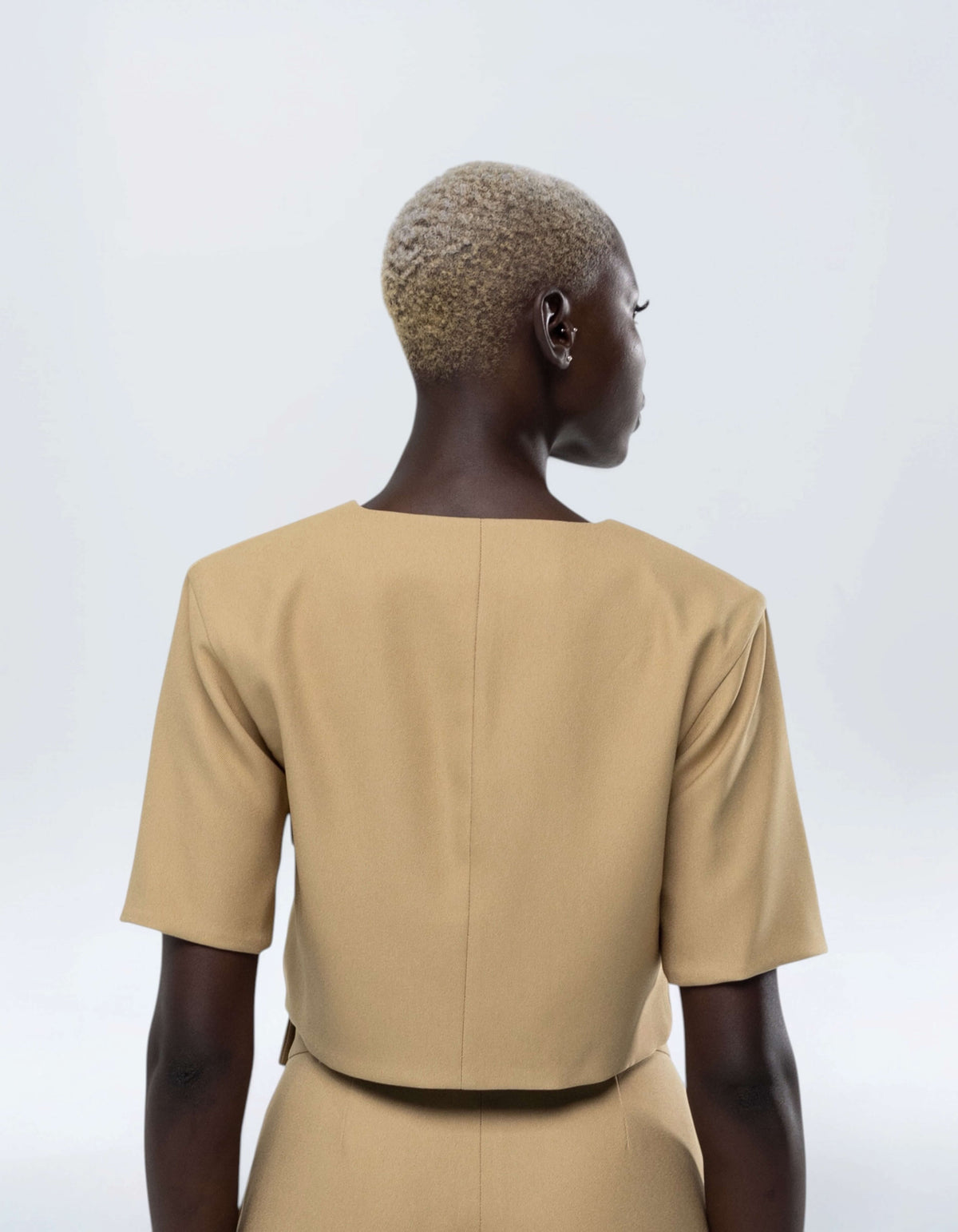 OVERSIZE POCKET CROP TOP