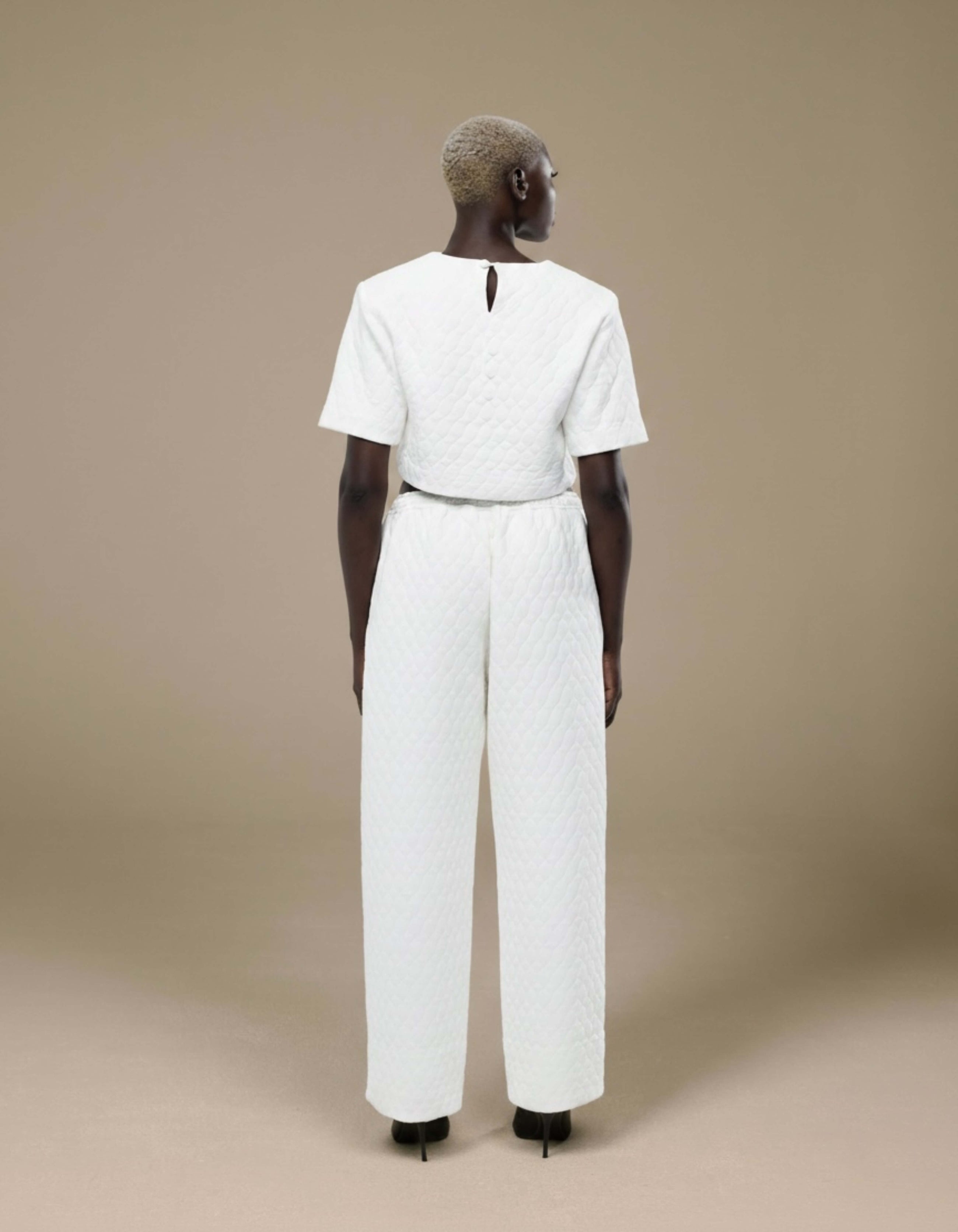 SHOULDER PAD CROP TOP
