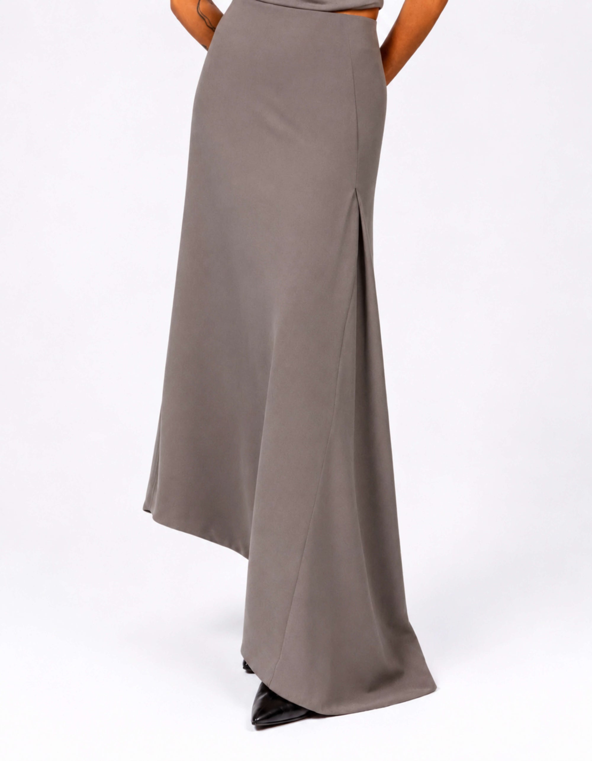 ASYMMETRIC DRAPE SKIRT
