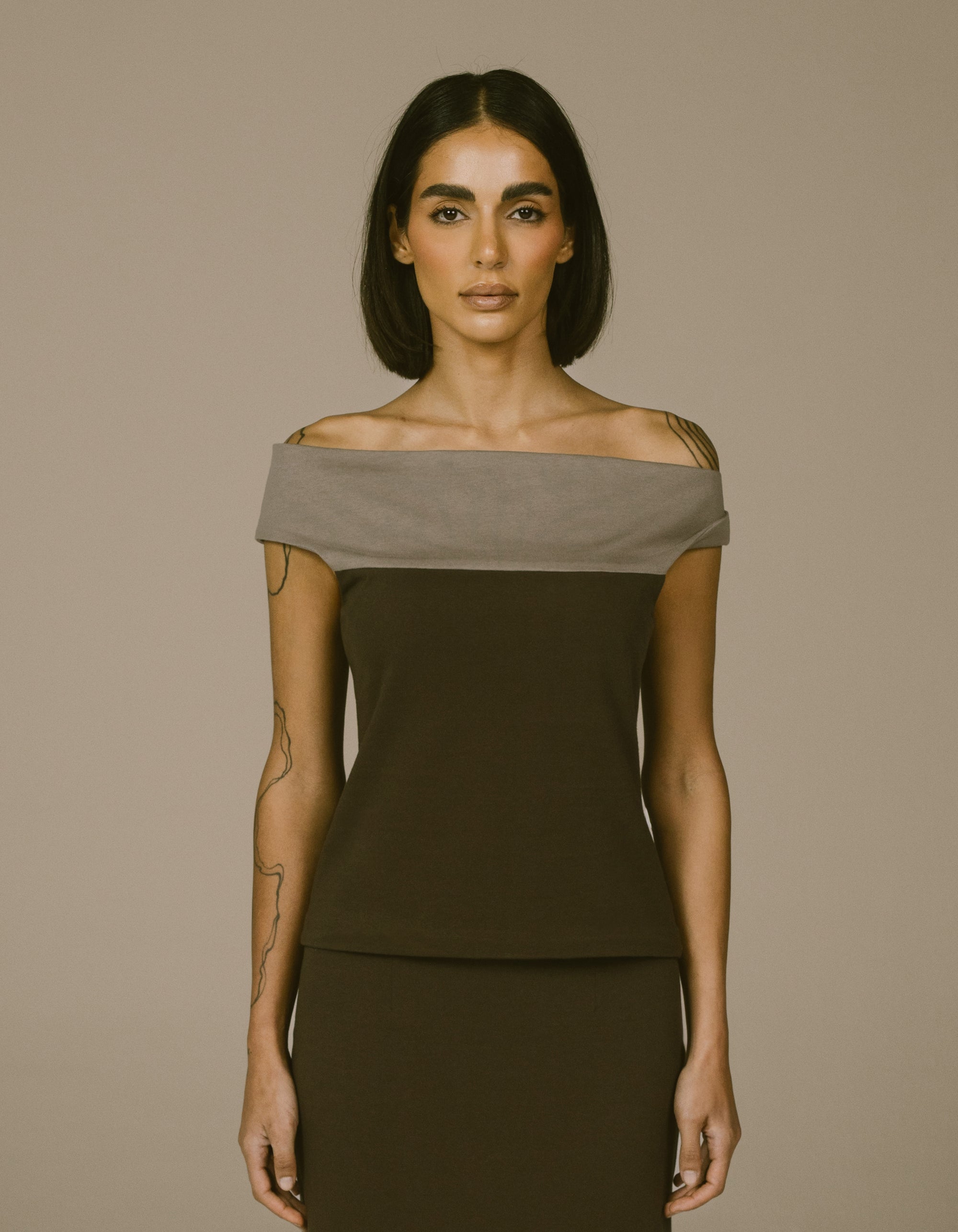 TWO TONE OFF SHOULDER TOP