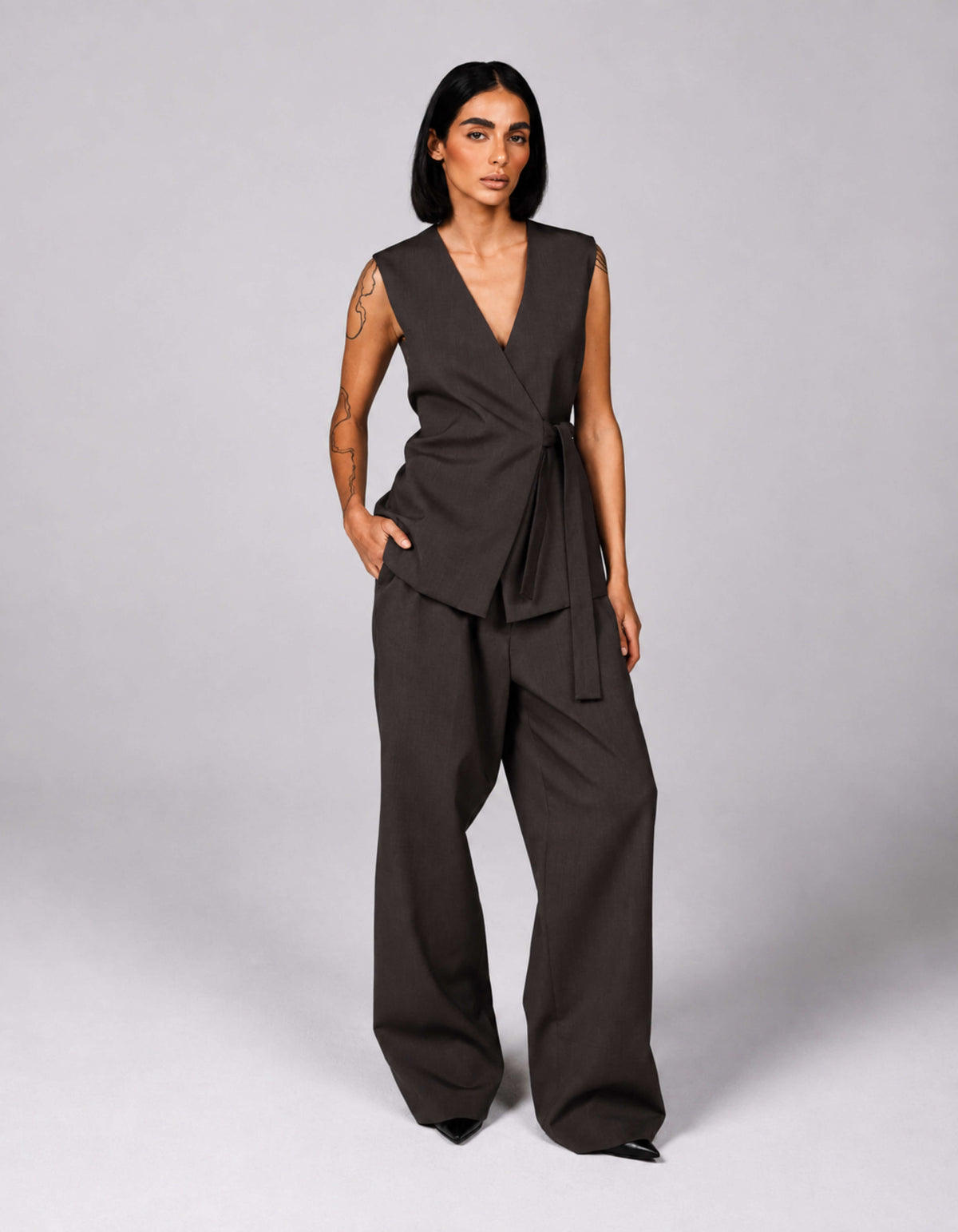 WIDE-LEG TROUSERS