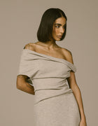 SHOULDER TWIST TOP