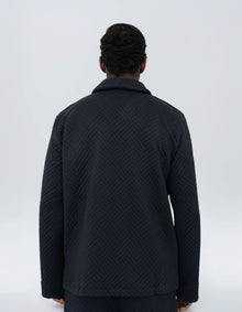 VESTE ET CHEMISE SURDIMENSIONNÉES