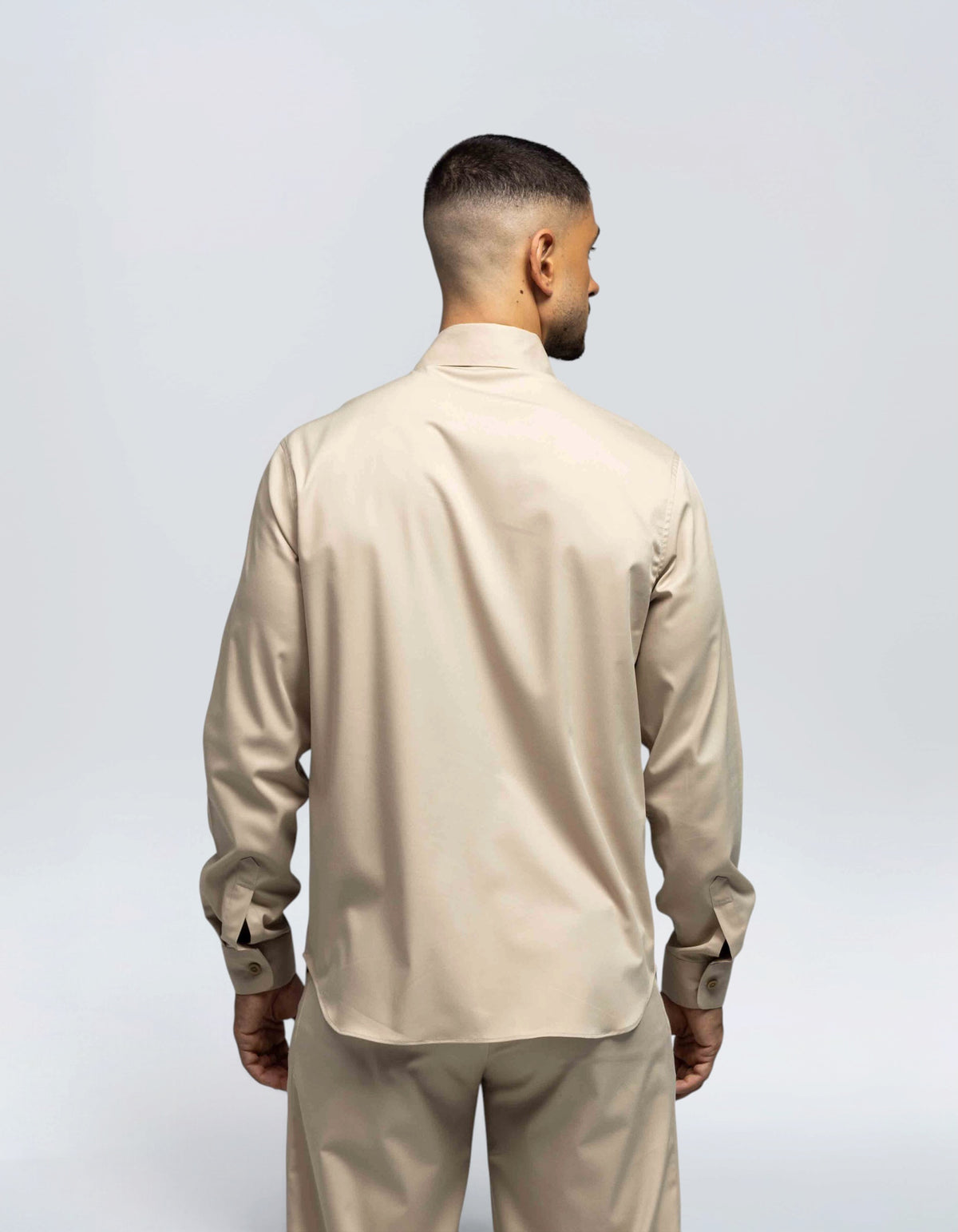 LARGE BUTTON SHIRT