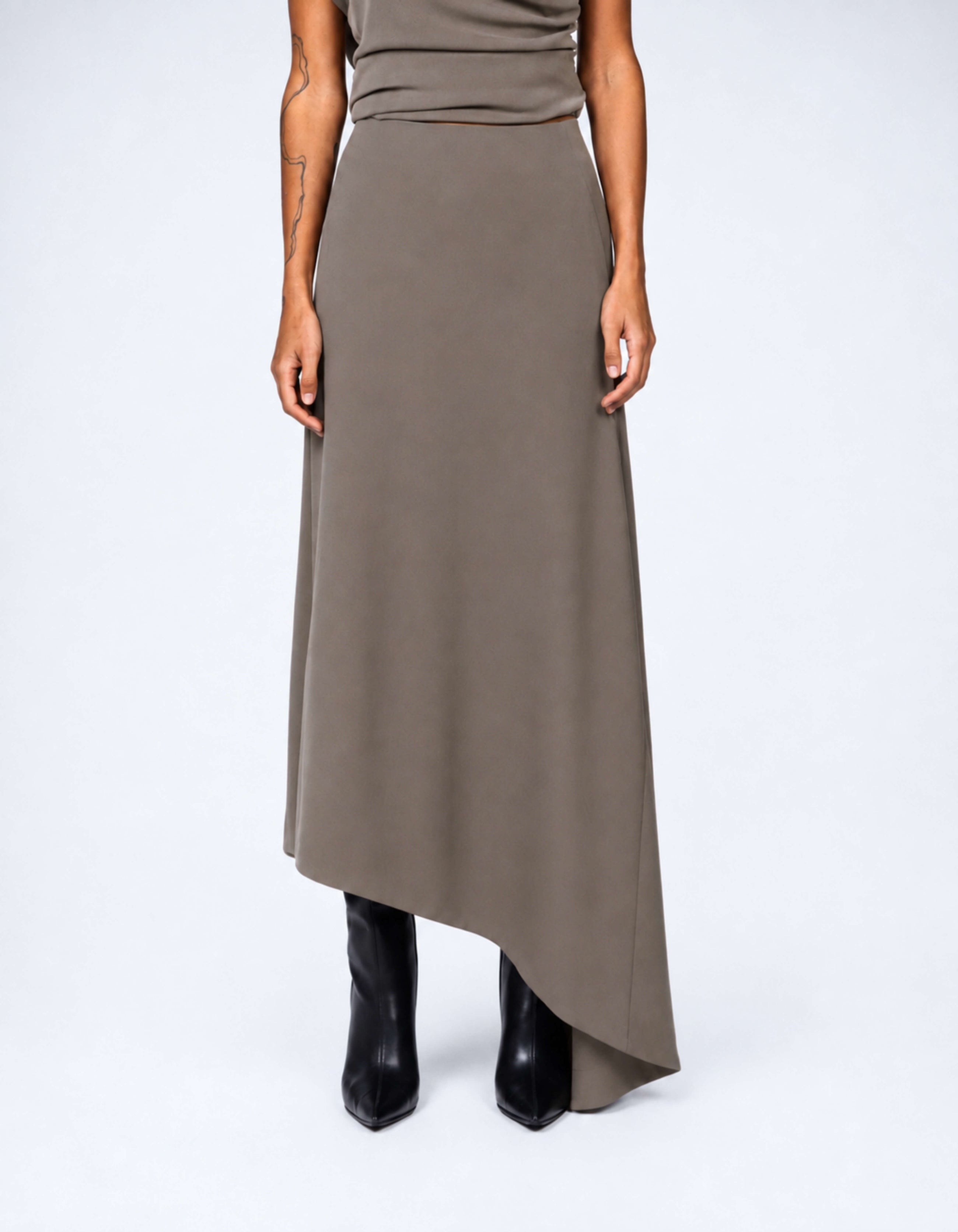 ASYMMETRIC DRAPE SKIRT