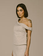 SHOULDER TWIST TOP