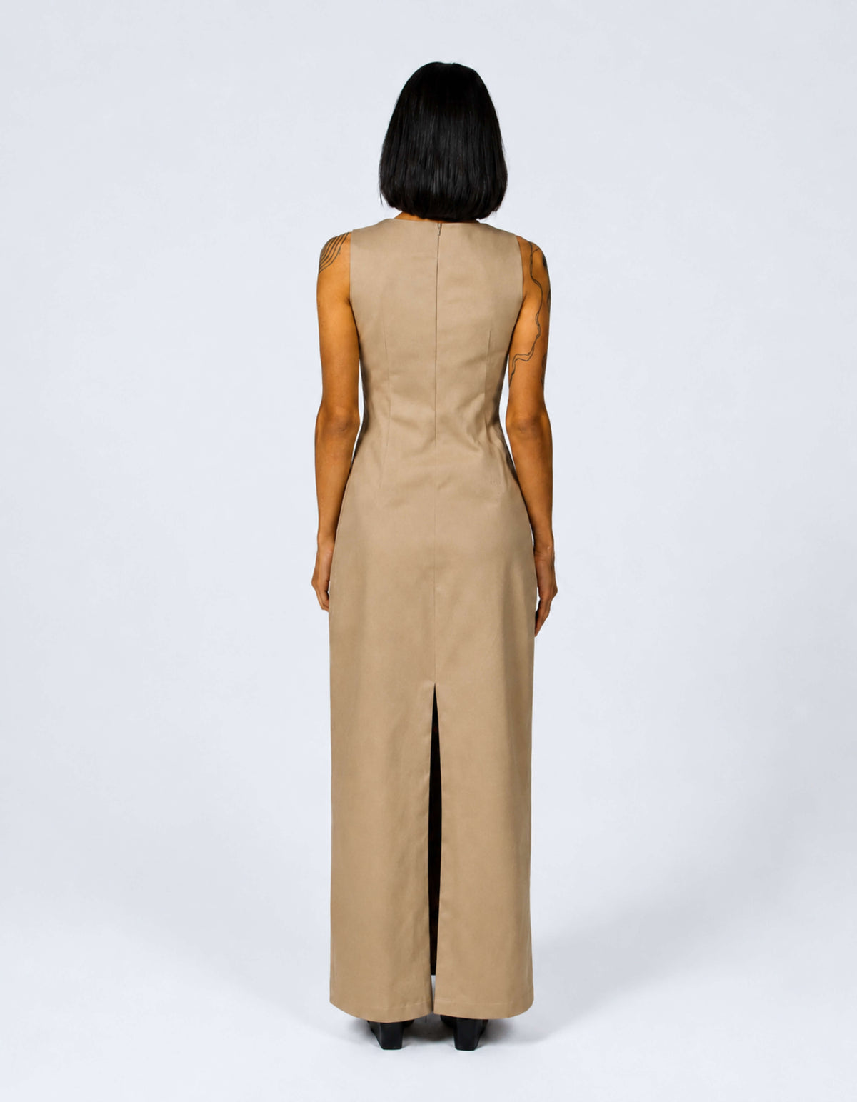 SLEEVELESS COLUMN DRESS