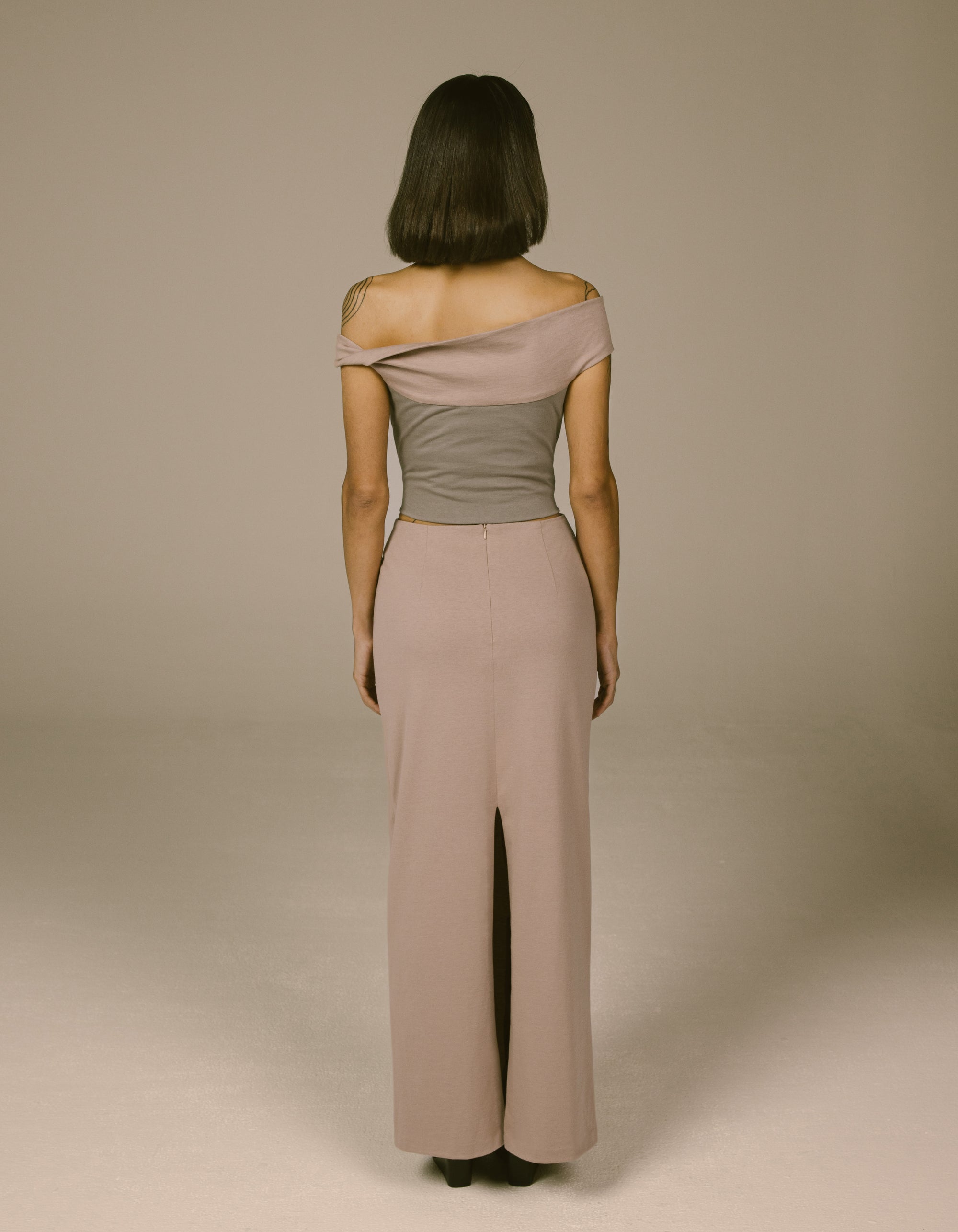 TWO TONE OFF SHOULDER TOP