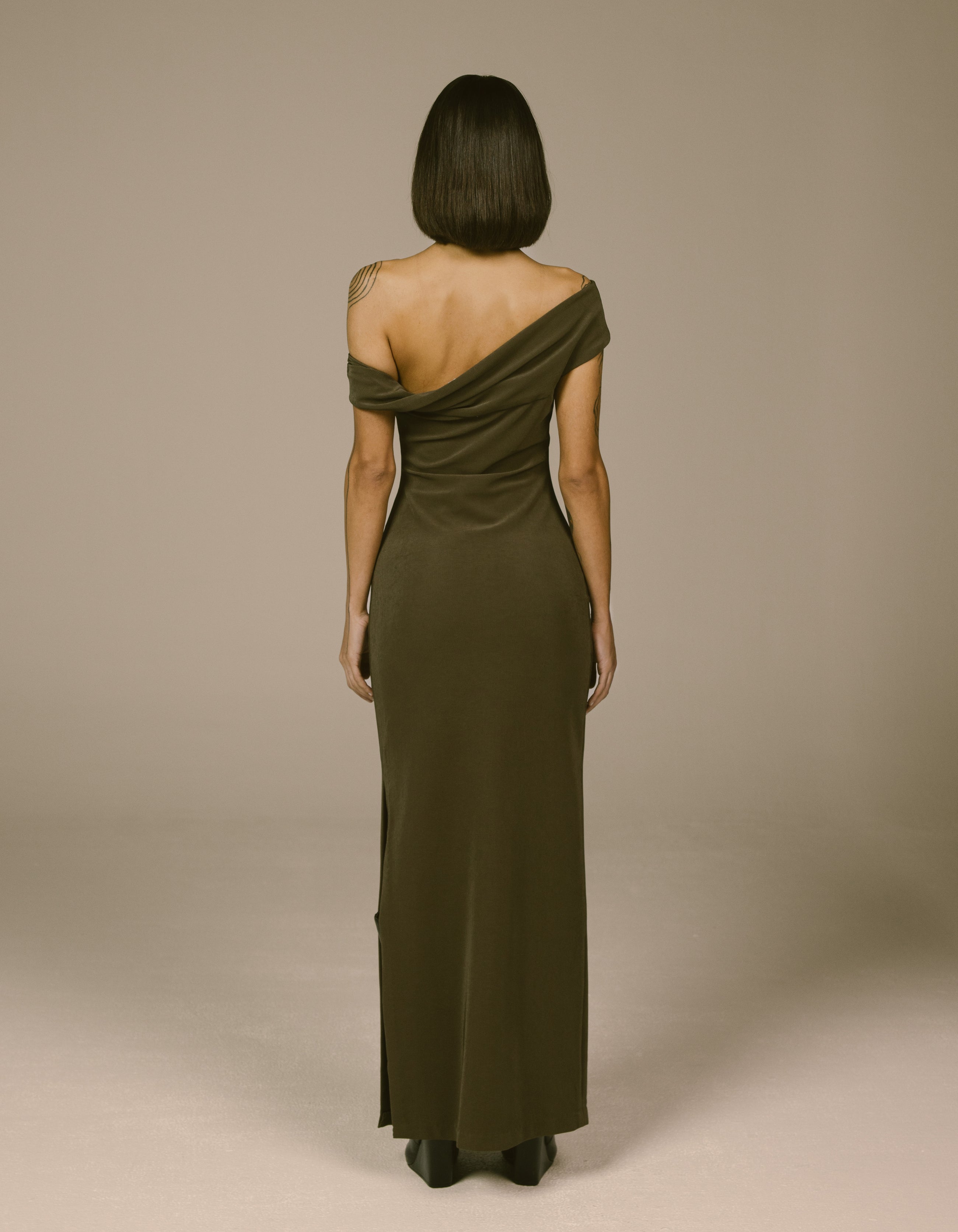 TAUPE OFF-SHOULDER COLUMN DRESS