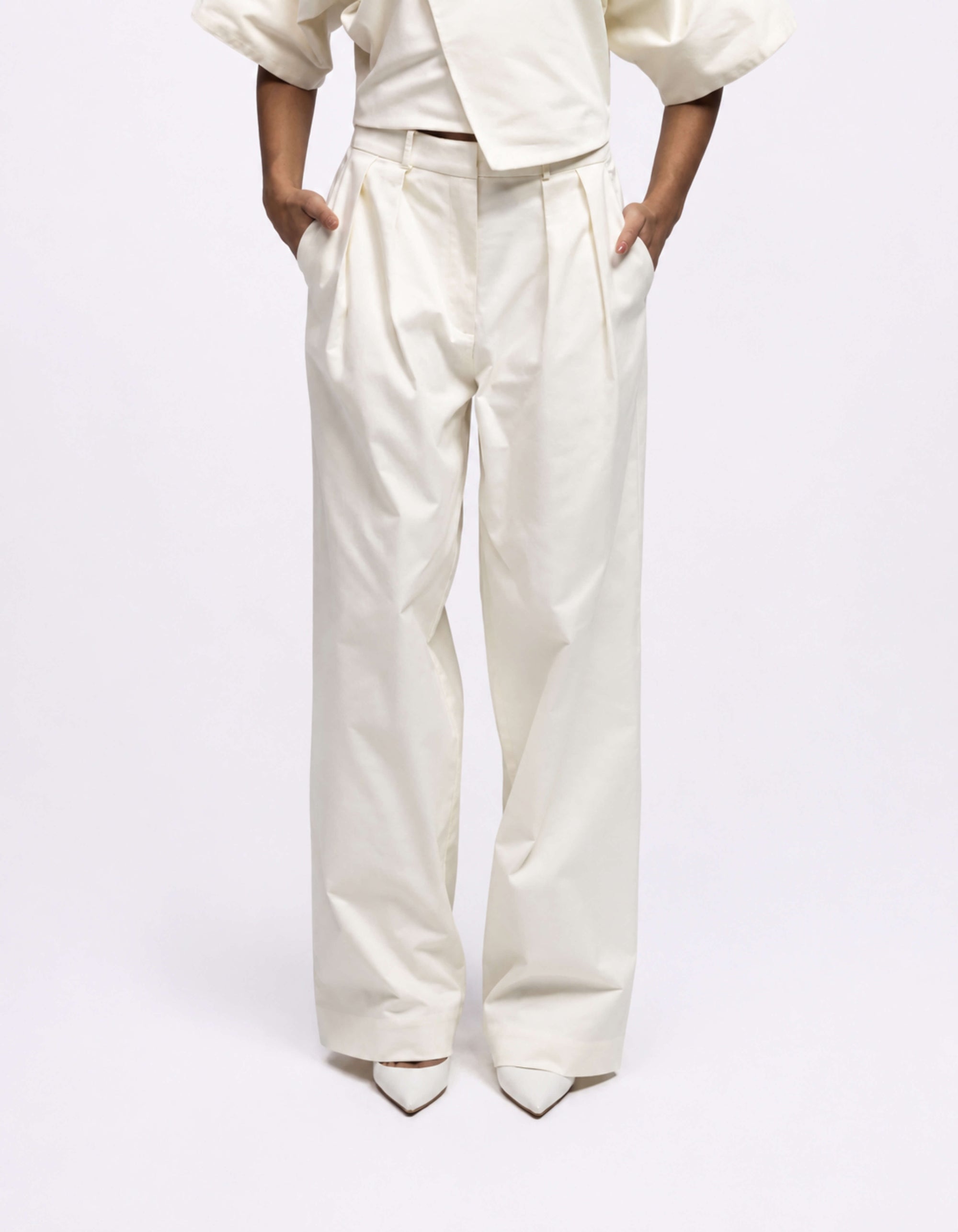 PANTALONI A GAMBA DRITTA 