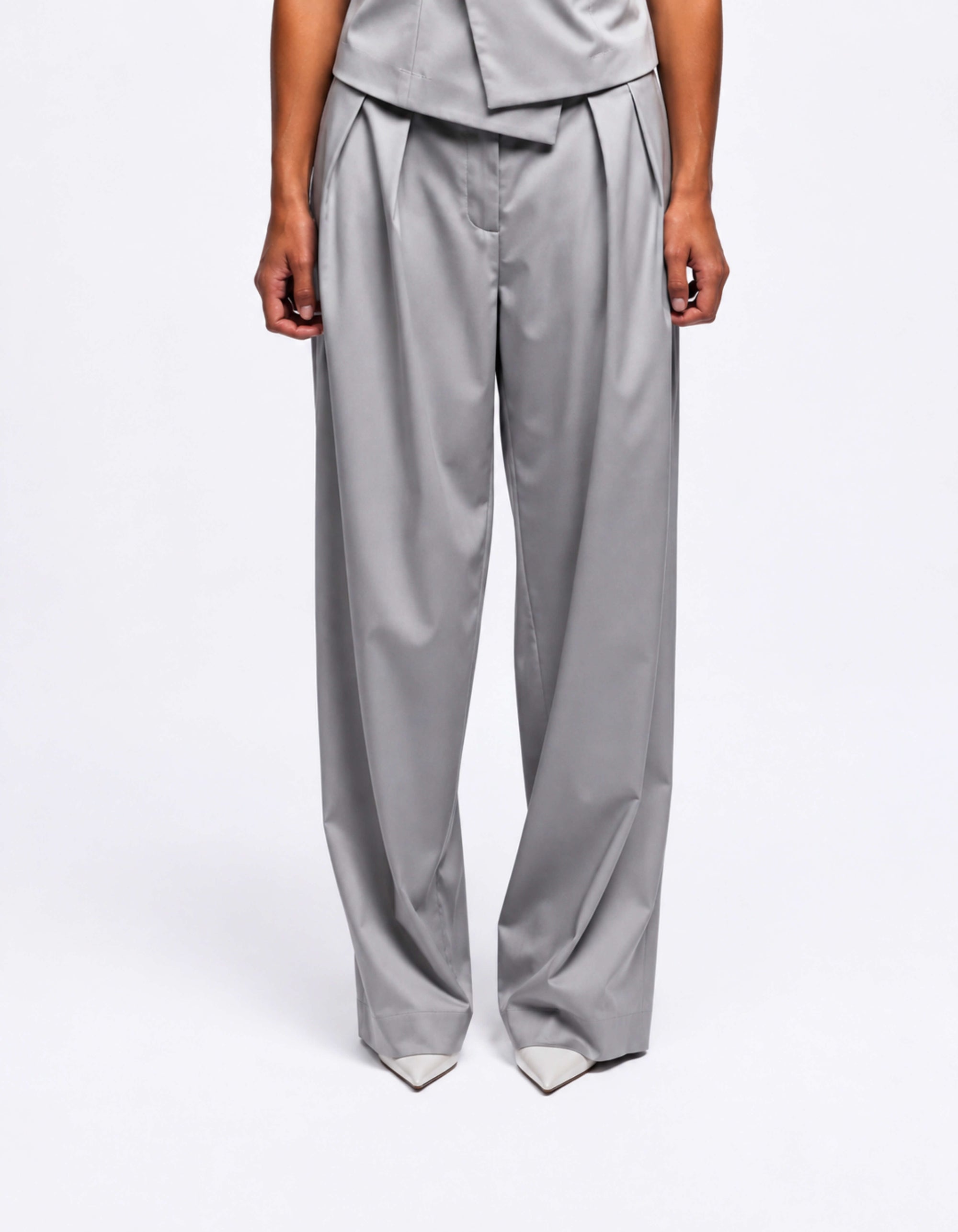 STRAIGHT LEG PANTS