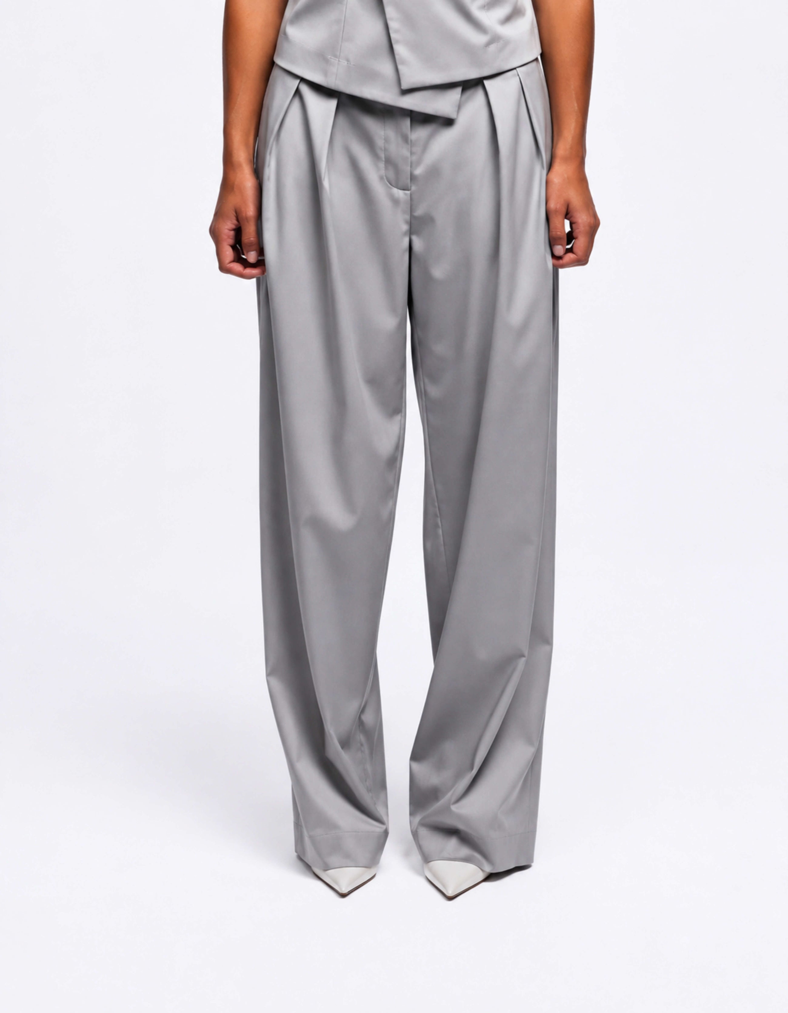 STRAIGHT LEG PANTS