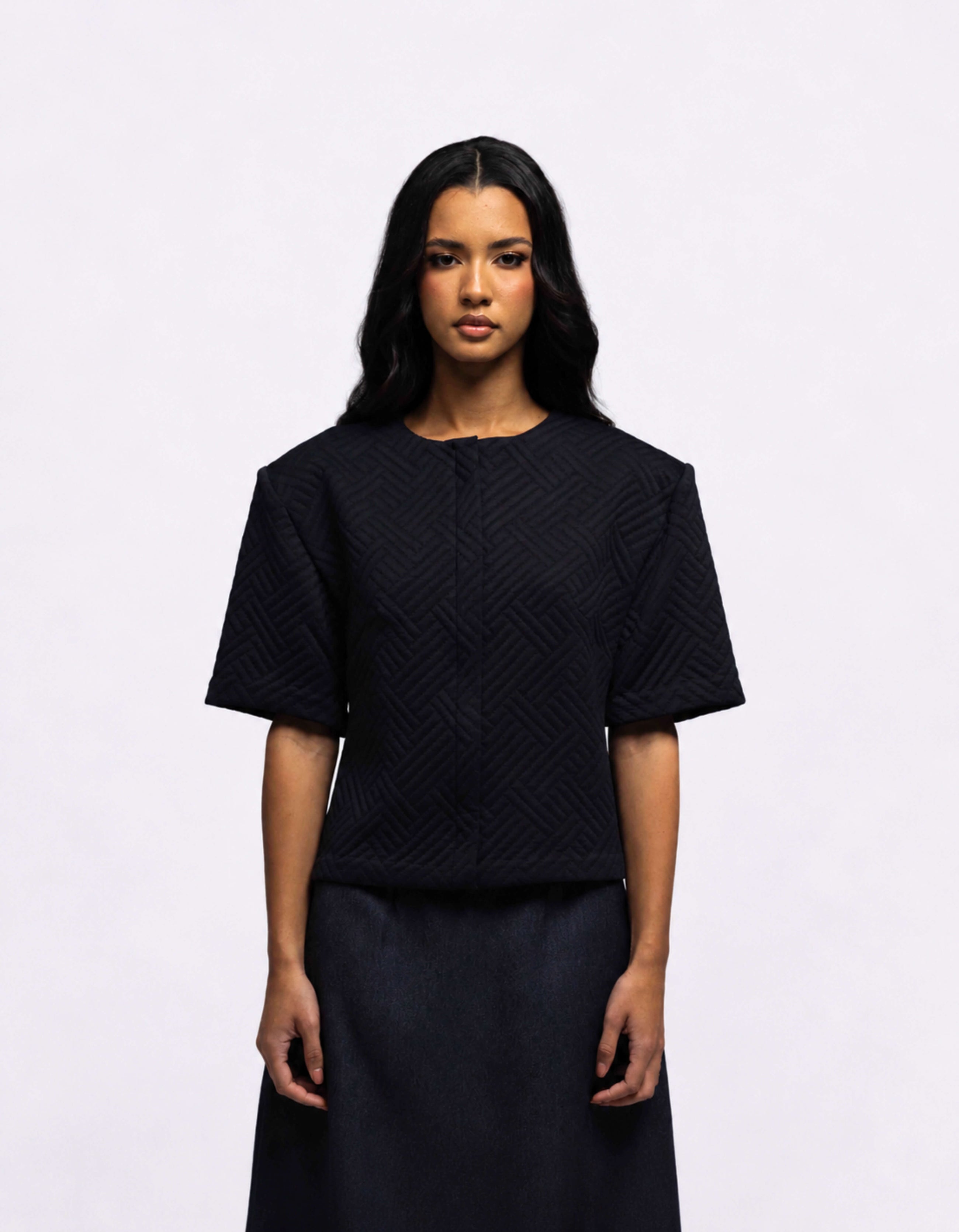 VESTE ET CHEMISE SURDIMENSIONNÉES