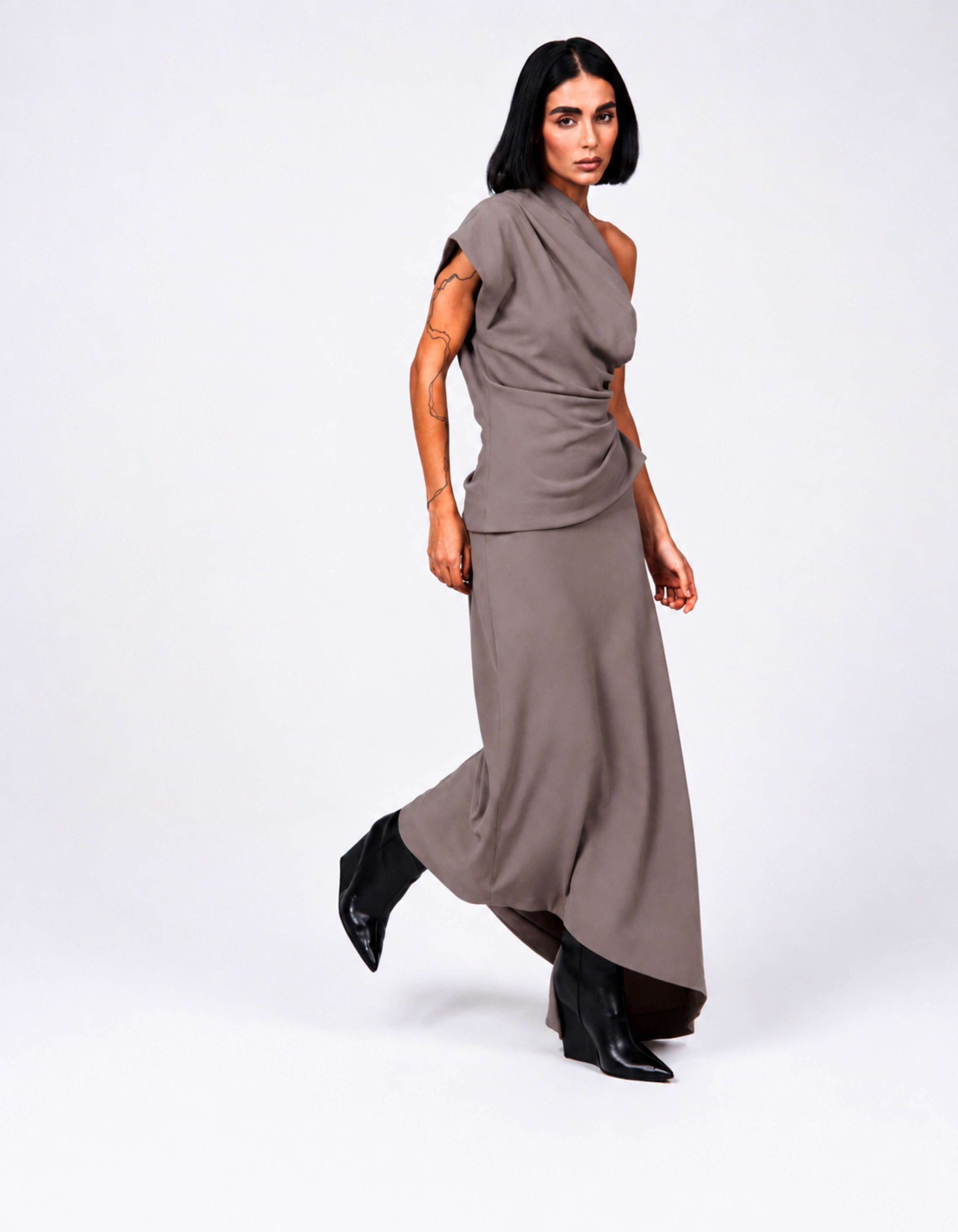 ASYMMETRIC DRAPE SKIRT