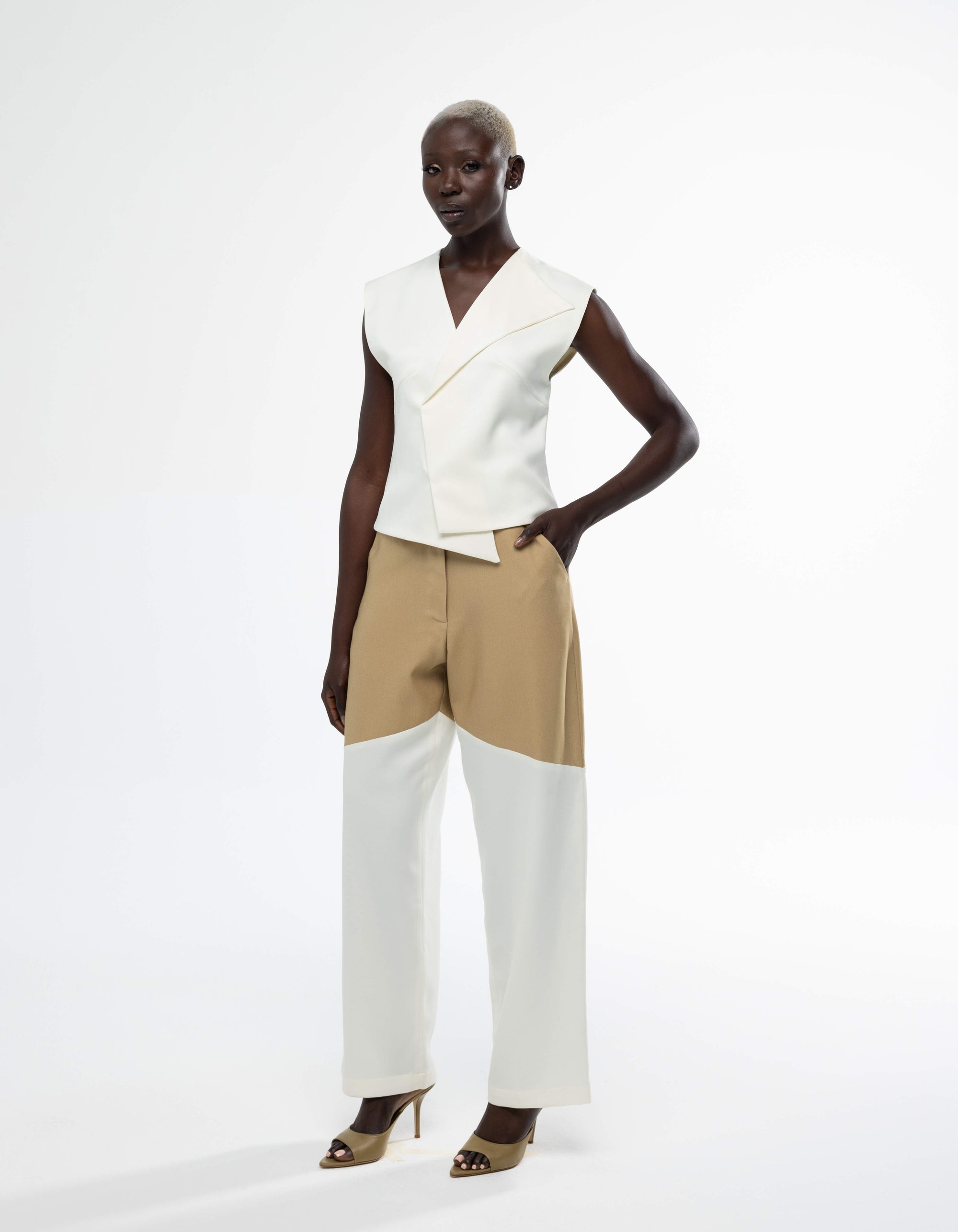 ANGLE BUTTON TOP
