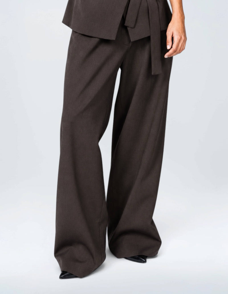 WIDE-LEG TROUSERS