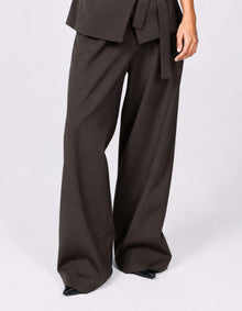 WIDE-LEG TROUSERS