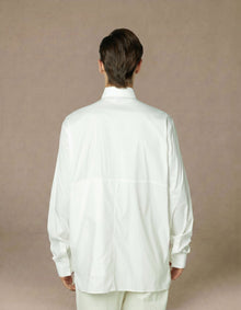 CHEMISE À FERMETURE SUPERPOSÉE
