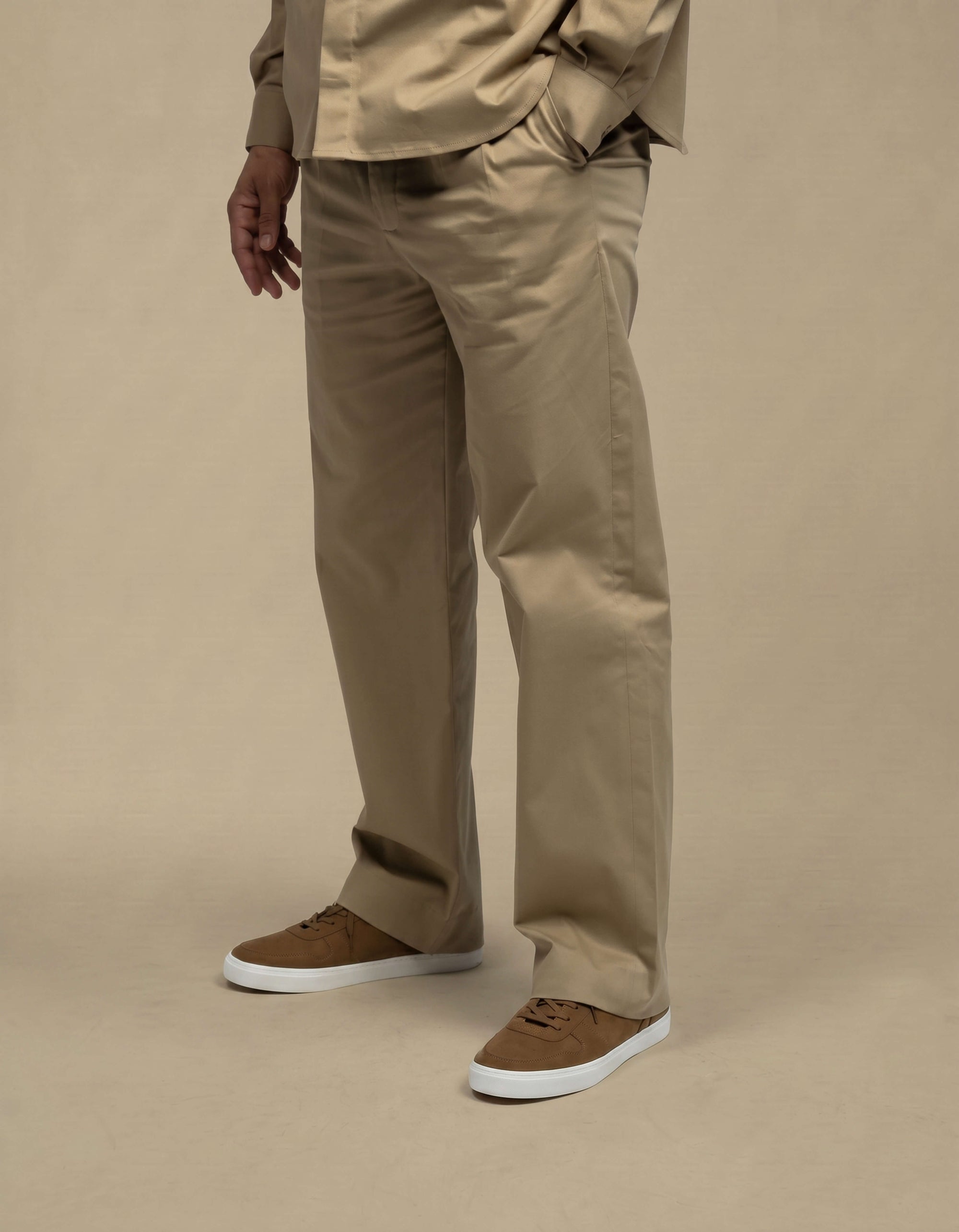 STRAIGHT LEG PANTS