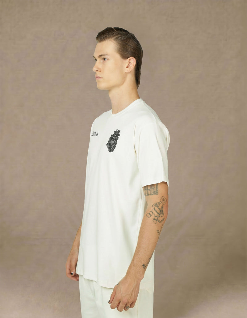 HEART EMBROIDERY T SHIRT