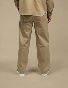 STRAIGHT LEG PANTS
