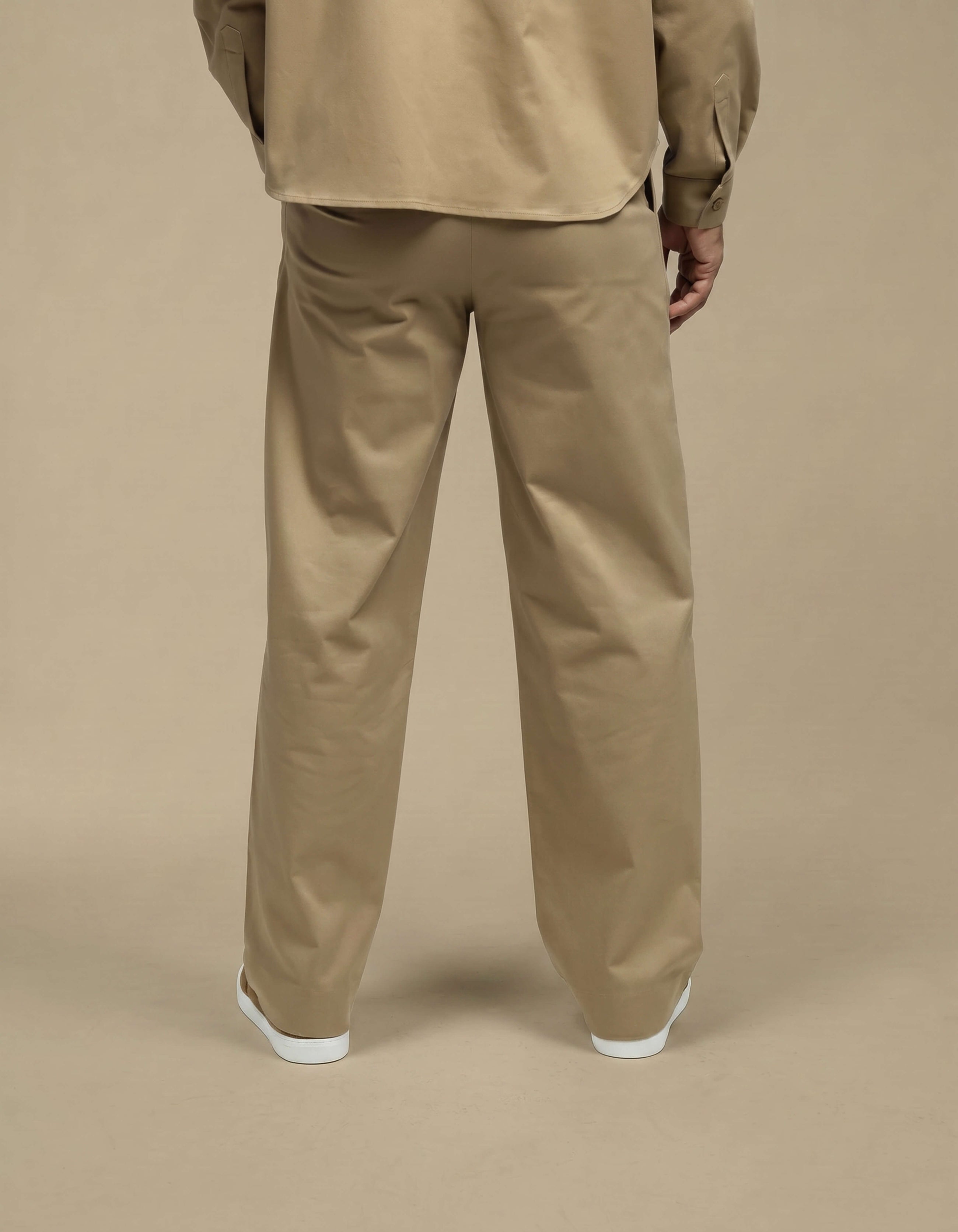 STRAIGHT LEG PANTS