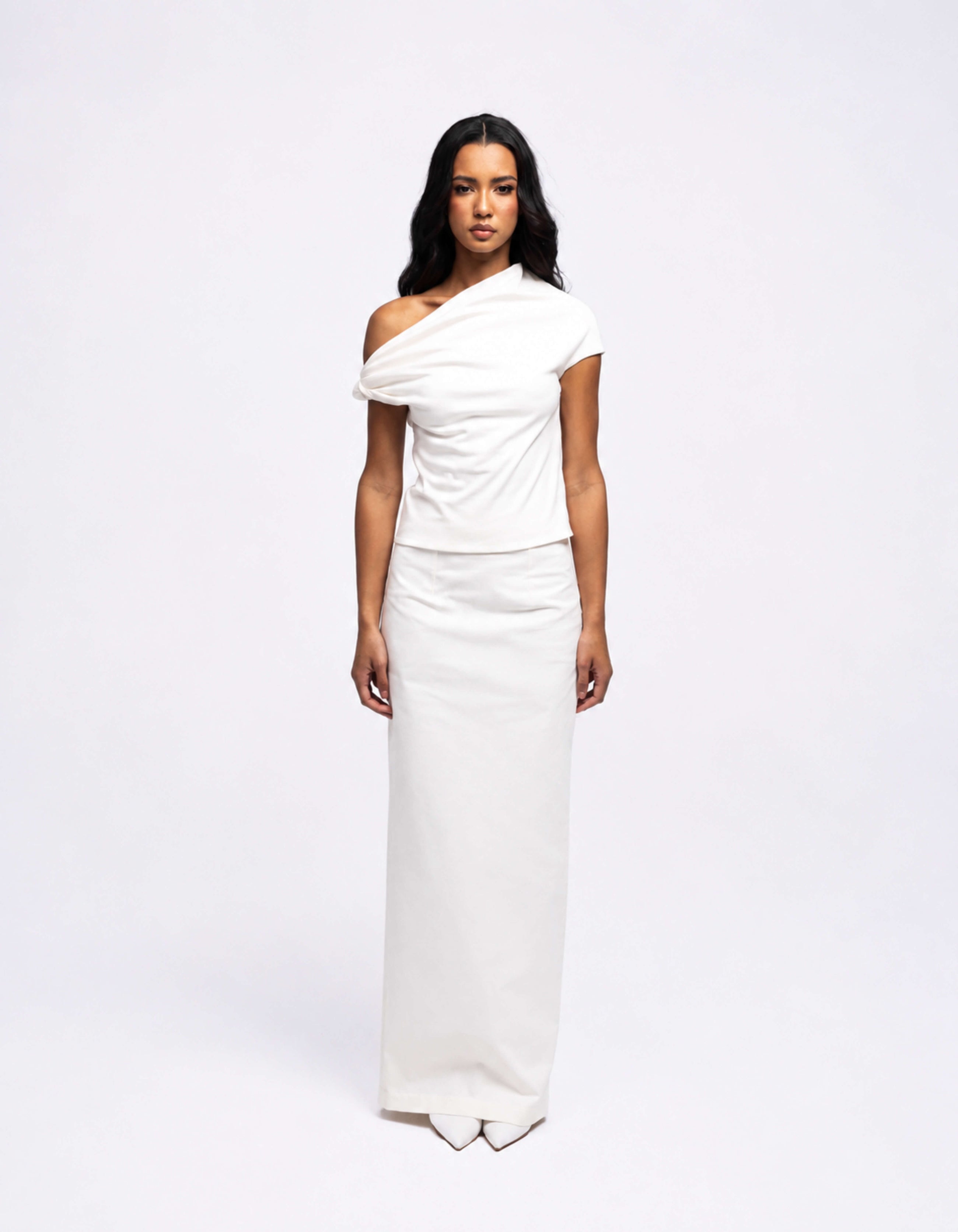 ONE SHOULDER TWIST TOP
