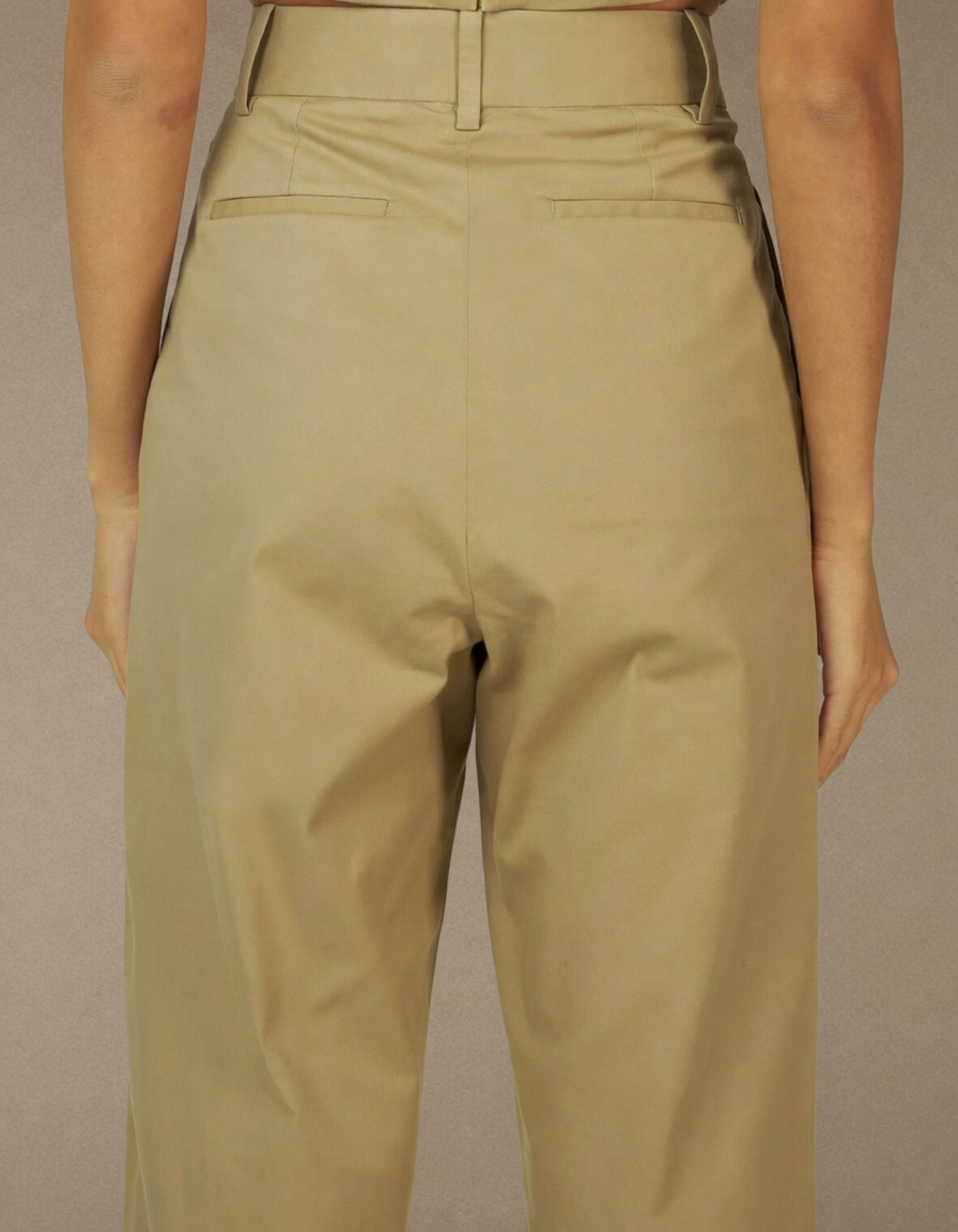 STRAIGHT LEG PANTS