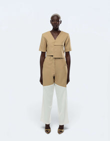 TOP CORTO CON TASCA OVERSIZE