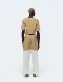 TOP CORTO CON TASCA OVERSIZE
