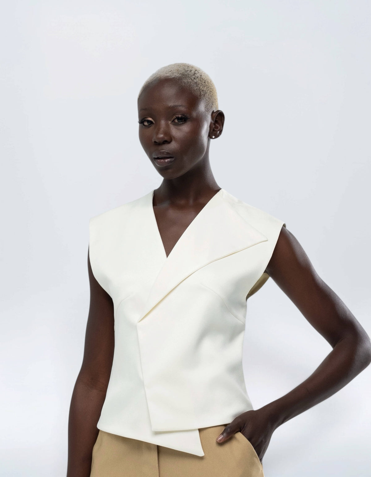 ANGLE BUTTON TOP