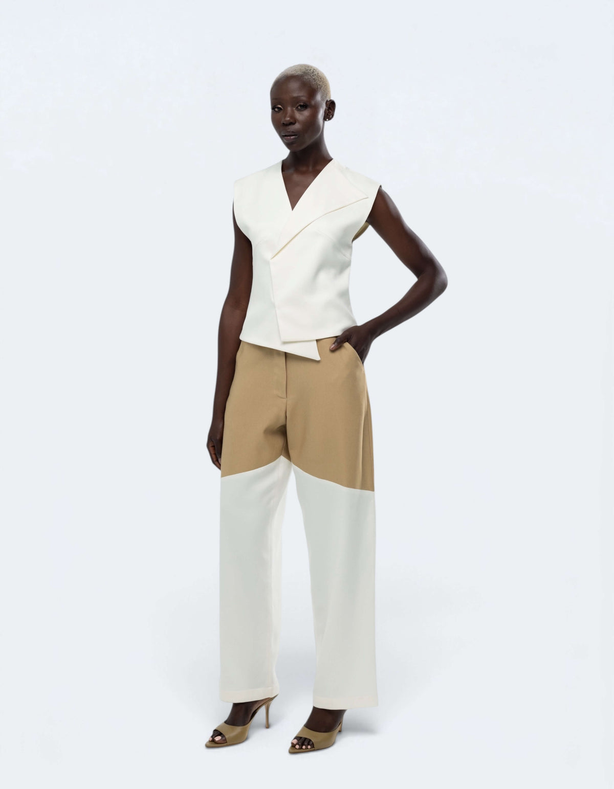 ANGLE BUTTON TOP