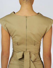 TRIANGLE CUT OUT CROP TOP