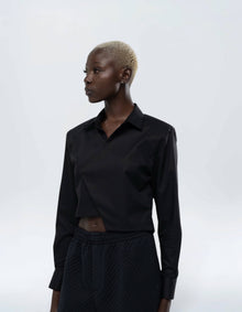 TRIANGLE OVERLAP CROP TOP