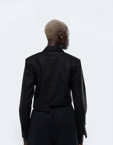 TRIANGLE OVERLAP CROP TOP