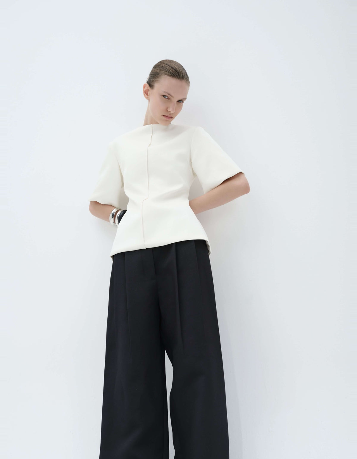 PLEATED TROUSERS