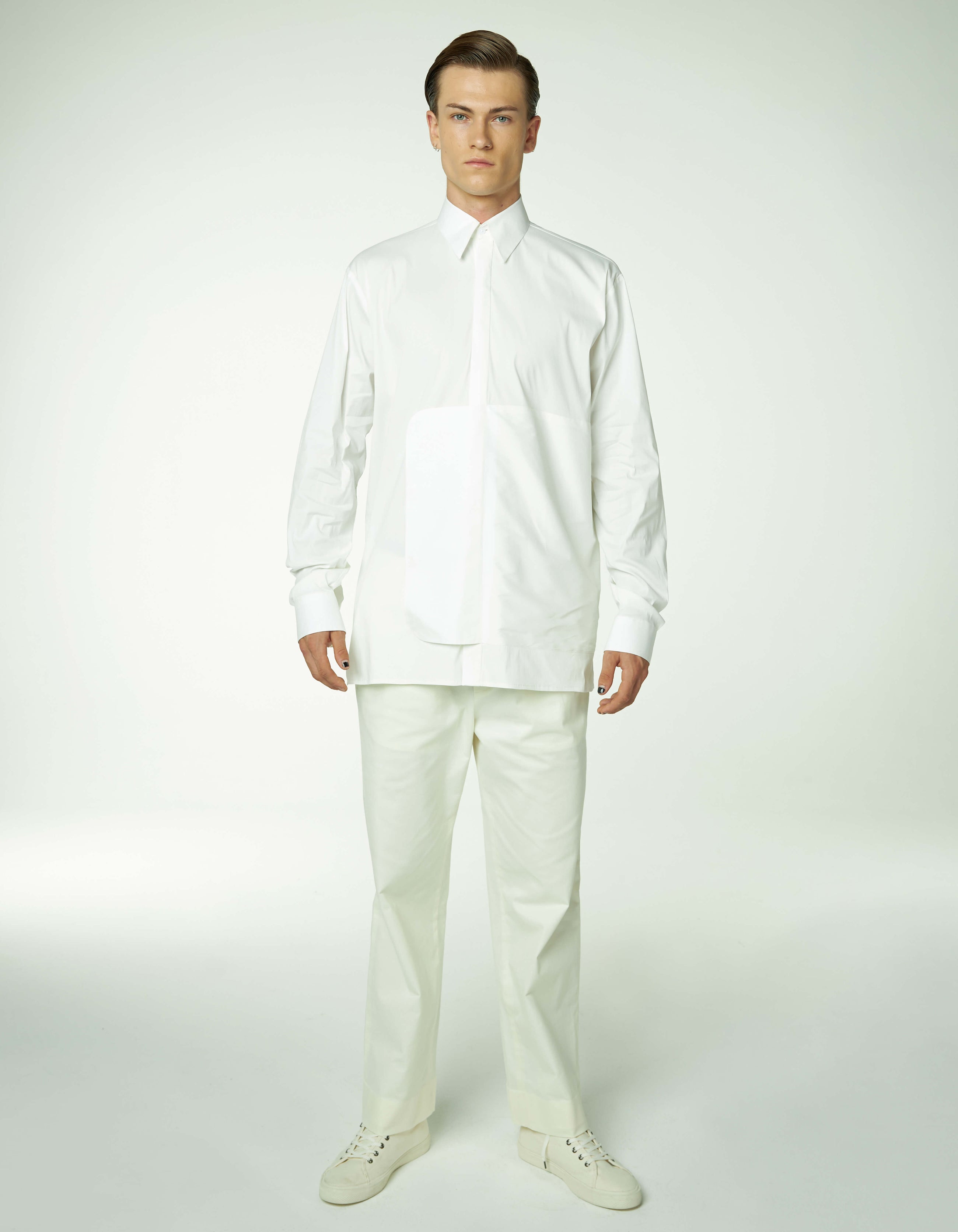 CHEMISE À FERMETURE SUPERPOSÉE