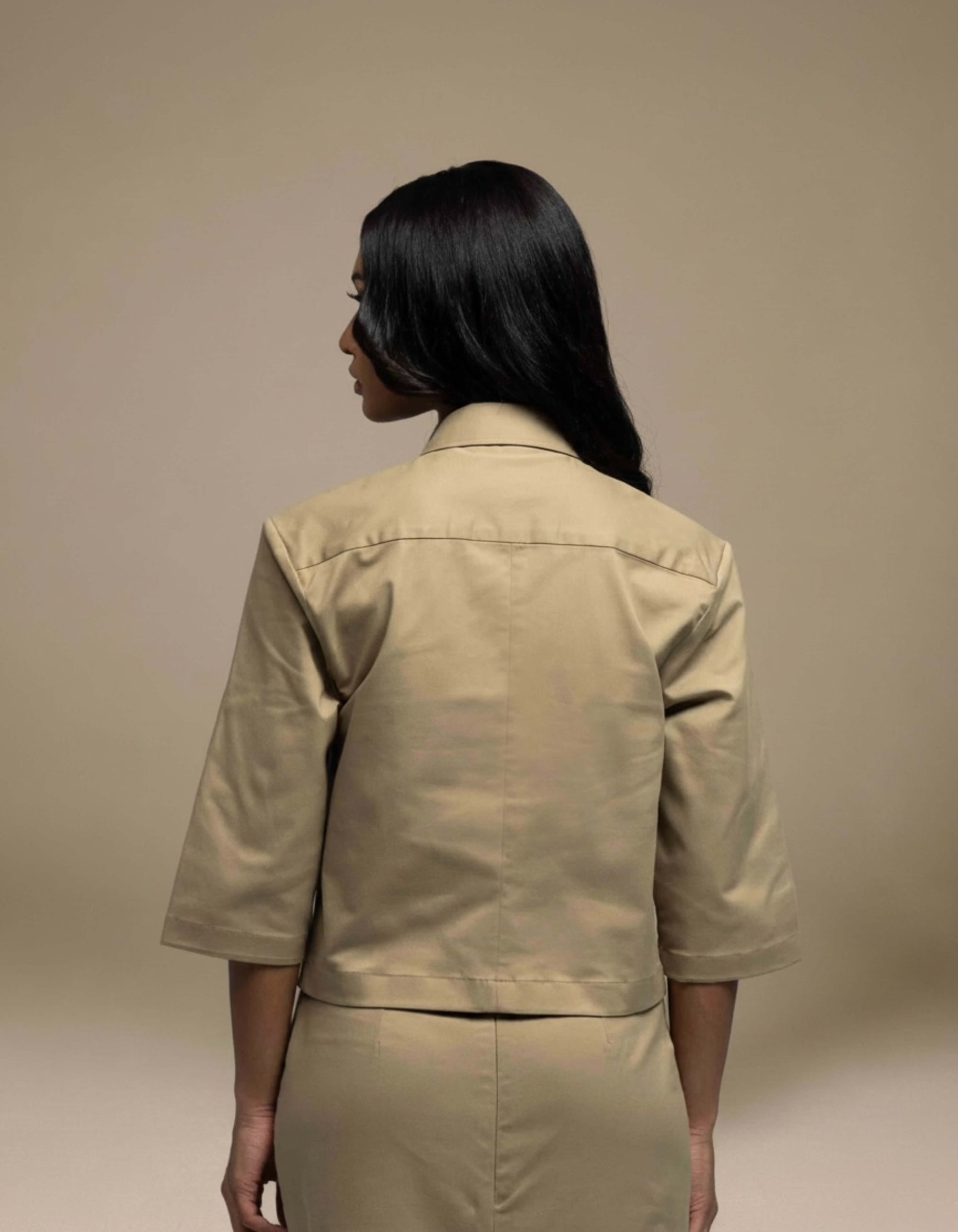 BOXY SILHOUETTE SHIRT
