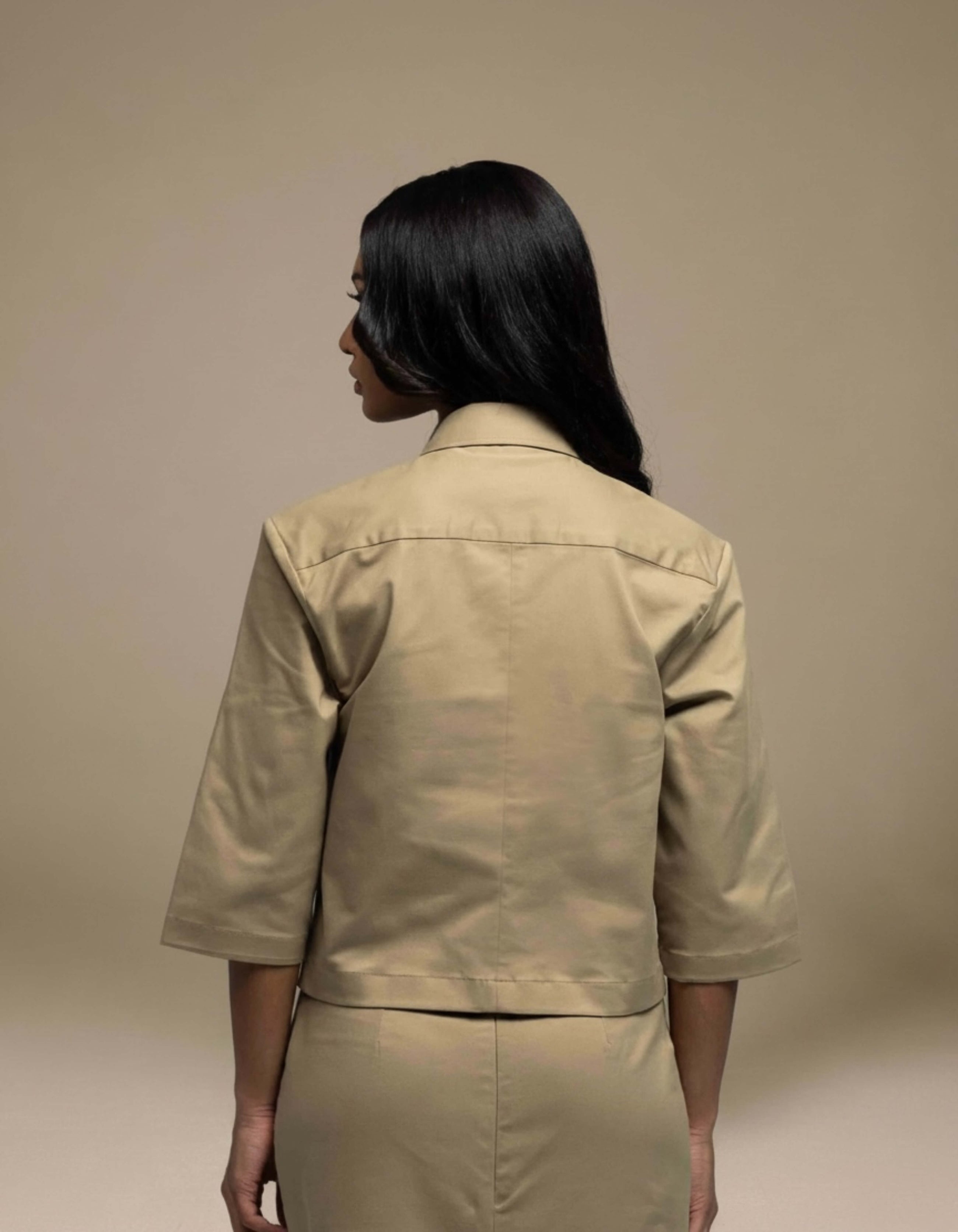 BOXY SILHOUETTE SHIRT