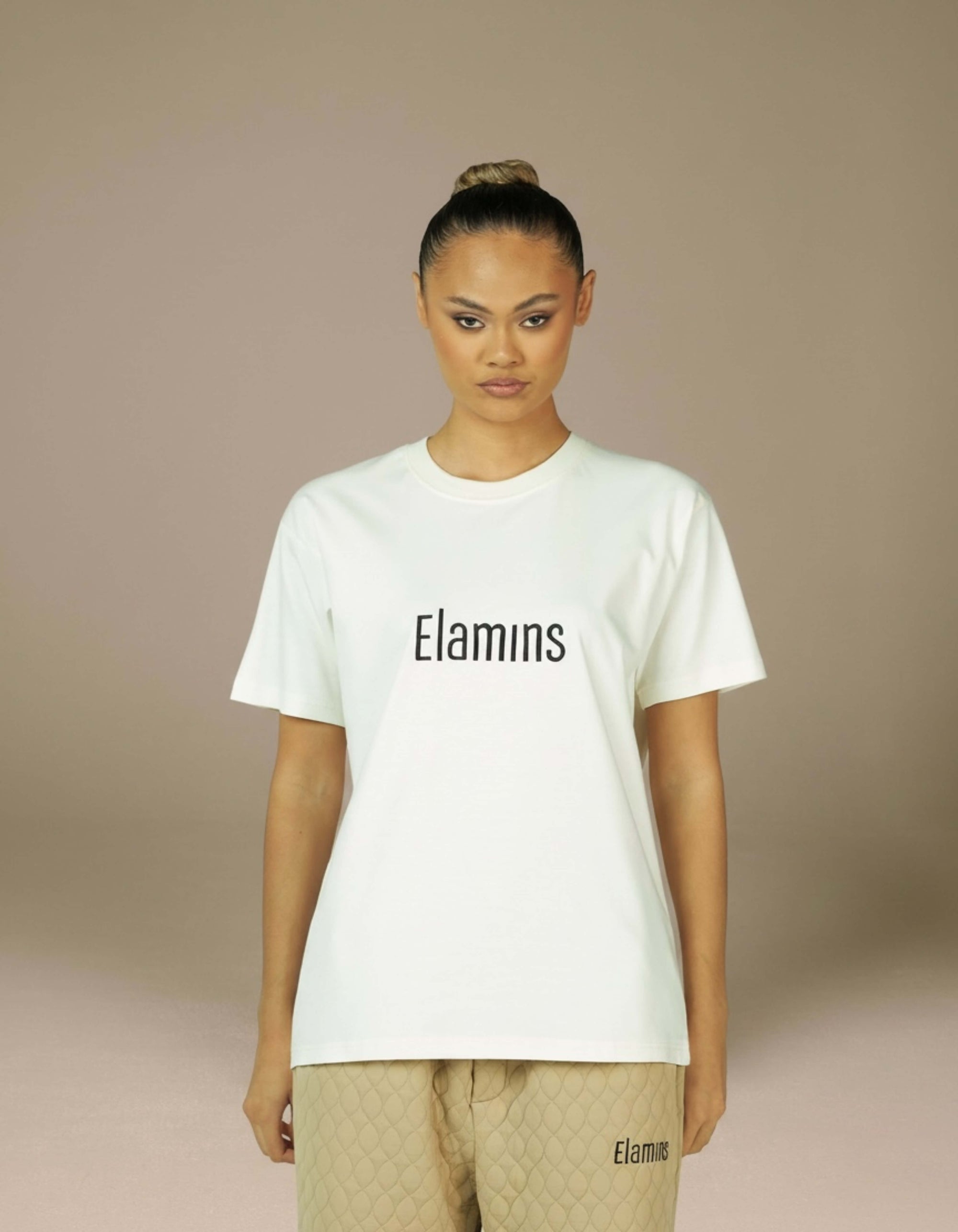 T-SHIRT CON RICAMO CERVELLO