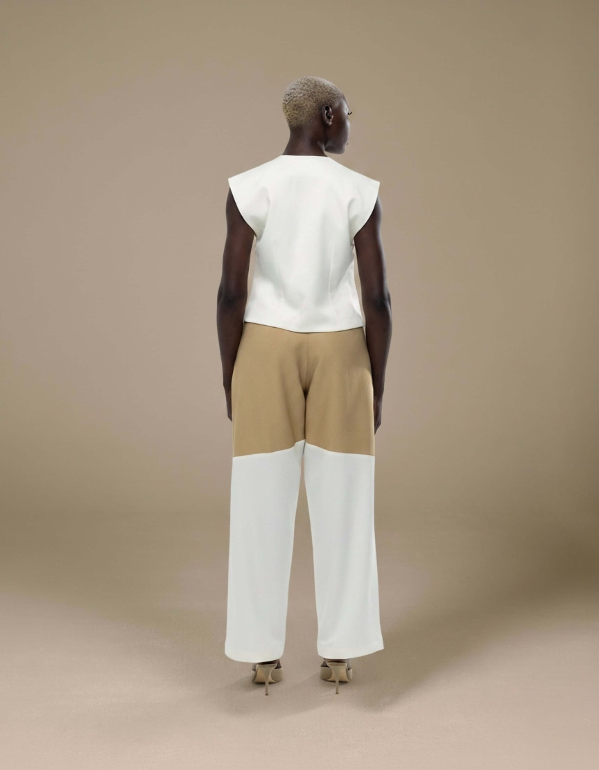 ANGLE BUTTON TOP