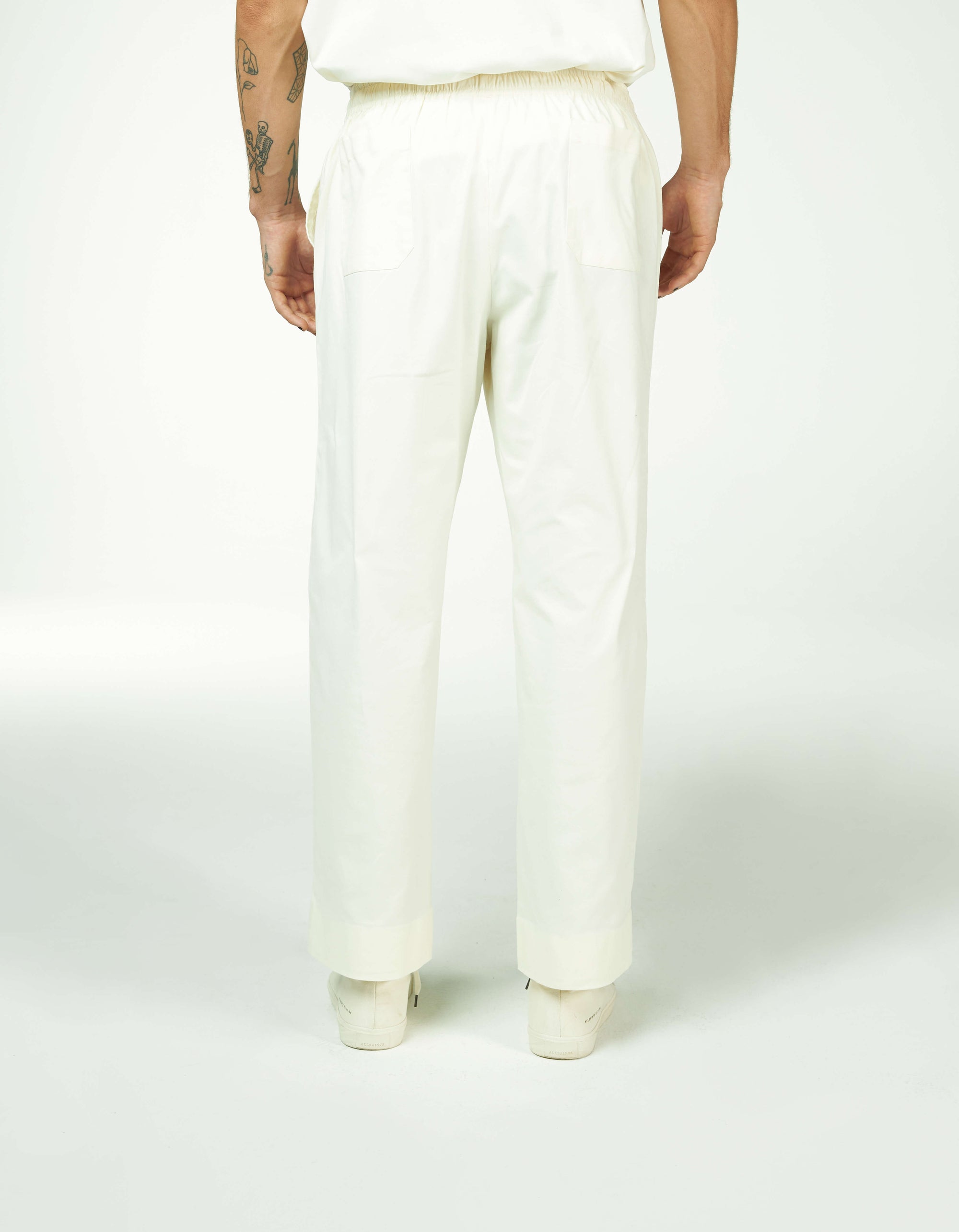 PANTALONS À JAMBES DROITES