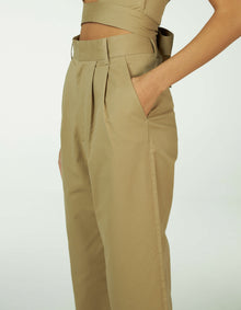 PANTALONS À JAMBES DROITES