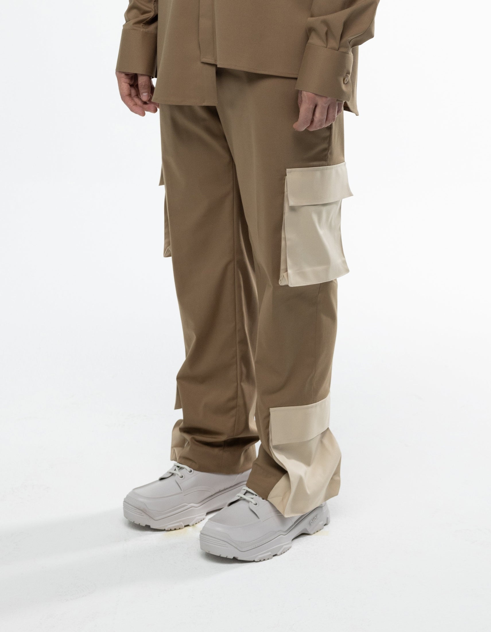 TWO TONE CARGO PANTS