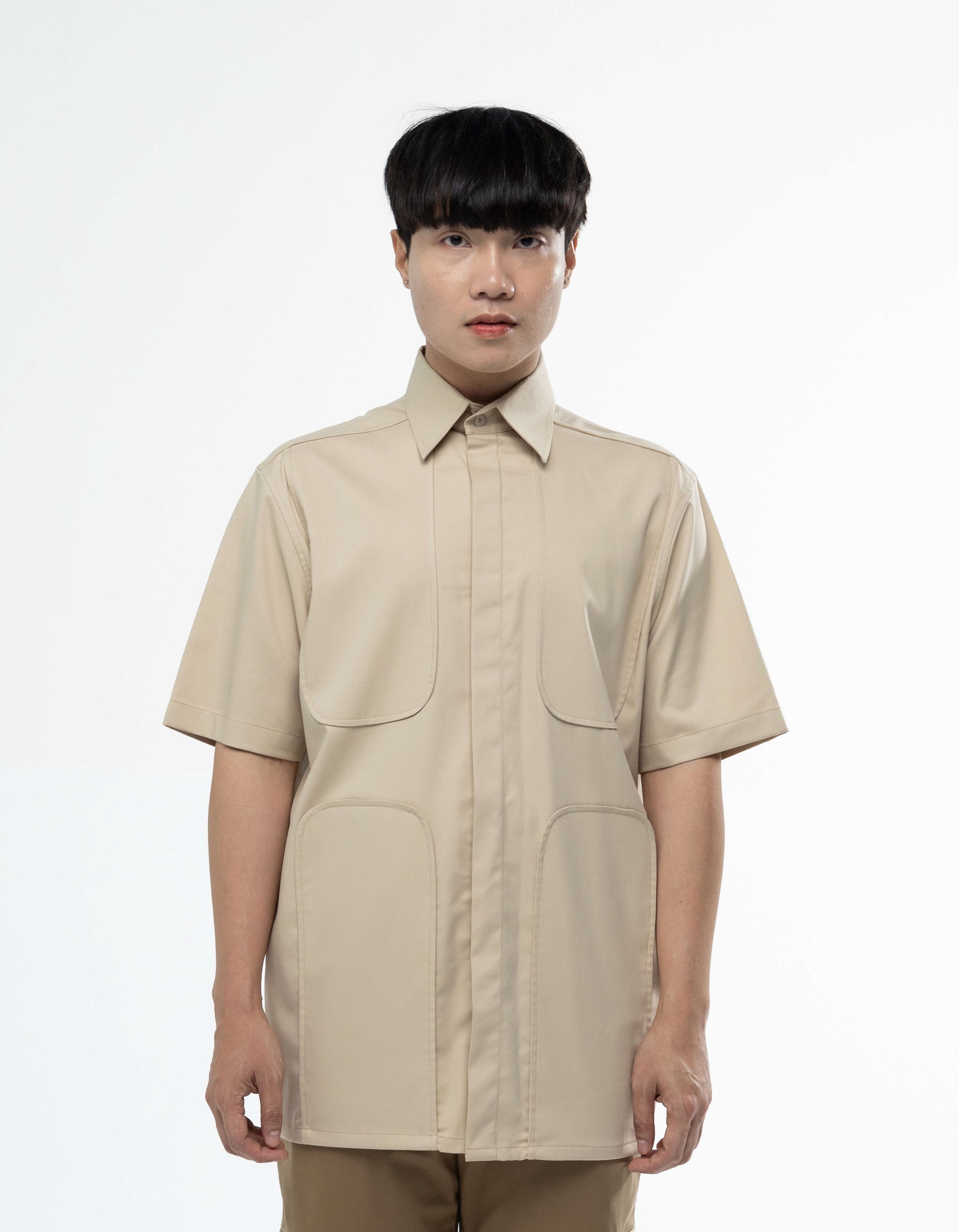 CHEMISE À MANCHES COURTES À PANNEAU EN U